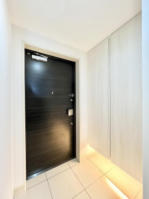 ���ց@���[�͂̍����V���[�Y�{�b�N�X�ŃX�b�L���I���Ƒ��₨�q�l���C�����悭���o�}��