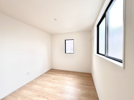 �q�������@���q���܂̂������Ƃ��Ă��I�ߗނ̐������ڂɕ֗��ȃN���[�[�b�g�t���̗m���B