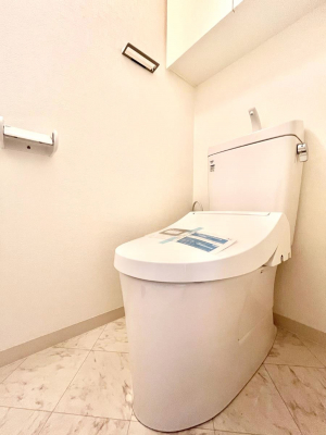 ���ӊ��@���w�Z 1300m �D���s���юR�����w�Z