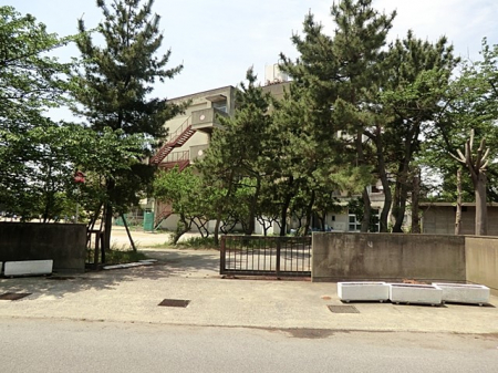 ���ӊ��@���w�Z 1680m �����s��������w�Z