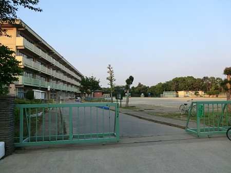 ���ӊ��@���w�Z 1500m ���s���t�䏬�w�Z