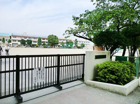 ���ӊ��@���w�Z 780m �s��s����񒆊w�Z
