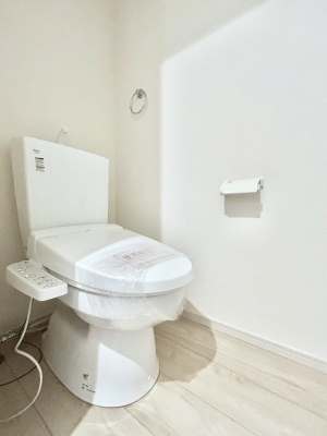 �g�C���@�g�C����1�K��2�K���ꂼ��ɔz�u����Ă��ĂƂĂ��֗��ł��B 
