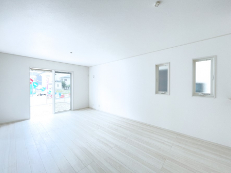 ̑ρ@`living room`@ x͂z܂̌ՂƂƂ肱߂ۂۂrOŉ߂܂񂩁H T