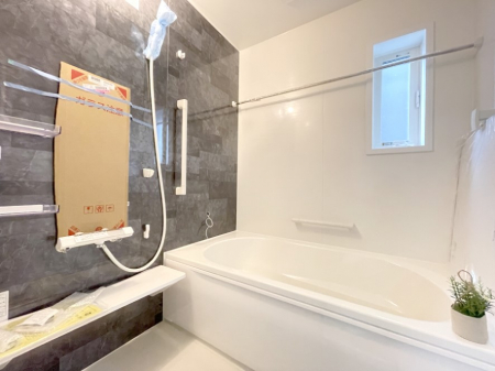 @`bathroom`@ qlƈꏏɃoX^Cy߂LX T