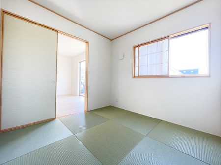 その他内観　内装〜Japanese‐style room〜 様々な使い方ができる和室付 　4号棟