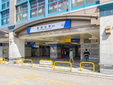 周辺環境　駅 880m 東武伊勢崎・大師線「新越谷」駅