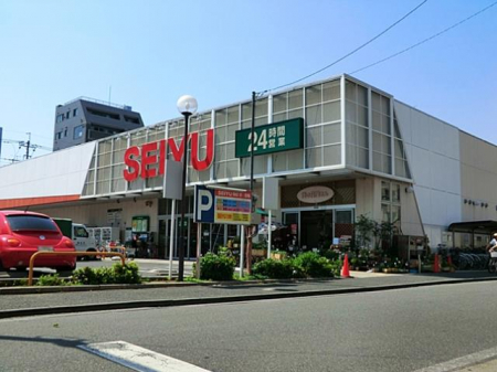 周辺環境　スーパー 700m 西友草加店