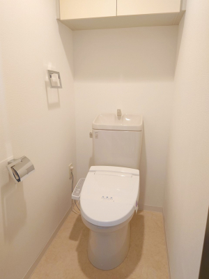 トイレ　内装〜toilet〜　清潔感のあるトイレ 