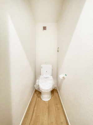 gC@`toilet` ̂gC 