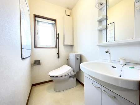 gC@`toilet` ̂gC 