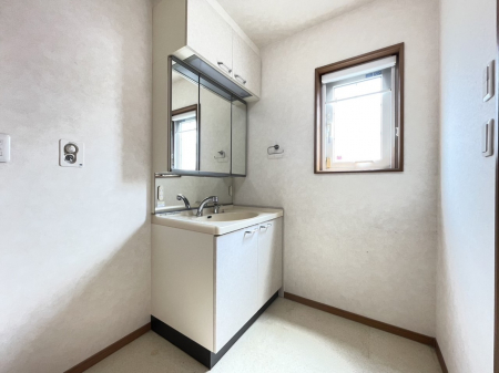 ʑEʏ@`washroom`@Ƃ̐ʃXy[XŒ̐gxxX[Y  