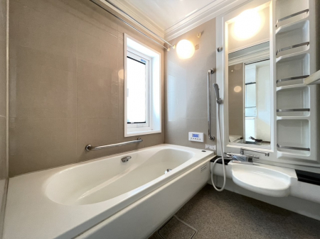 @`bathroom`@ ɂ͑I͎C܂₷ACł͂ǂĂJro₷ł 