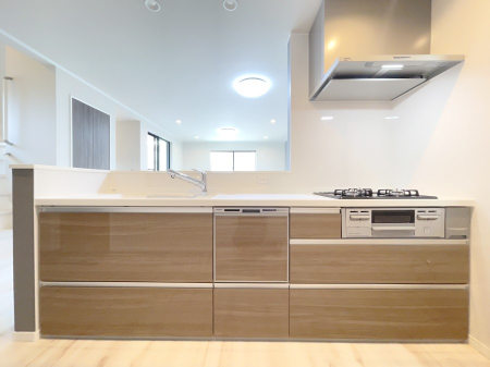 Lb`@`kitchen`@  IɁAyIVXeLb`@A   