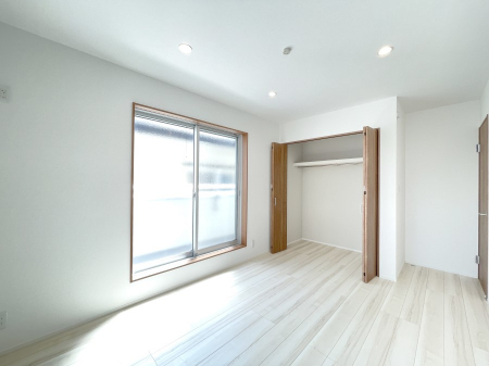 ̑ρ@`bedroom`@  Ƃɐ݂[͏Z݂₷ւ̂