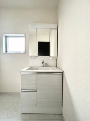 ʑEʏ@`washroom`@㎿ȐʋԂƂ̎Ԃo 