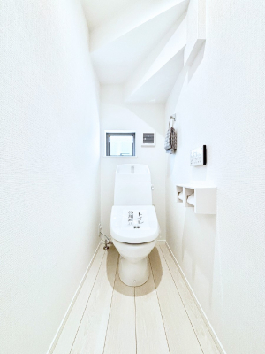 gC@gC1K2KꂼɔzuĂĂƂĂ֗łB 