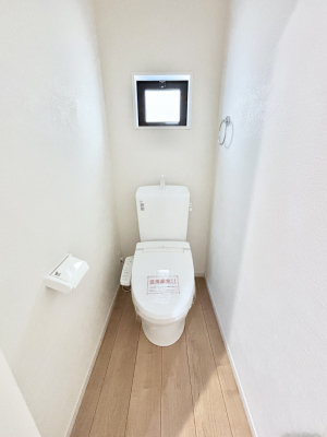gC@gC1K2KꂼɔzuĂĂƂĂ֗łB 
